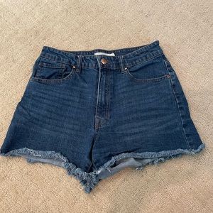 tgla denim cut-off shorts - women’s size 28, used, like new condition